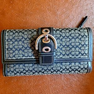 Coach Signature Wallet